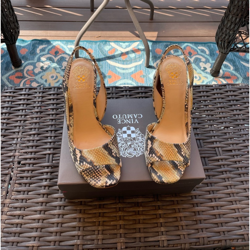 Vince Camuto, peep toe, sling back, multi-color snake skin